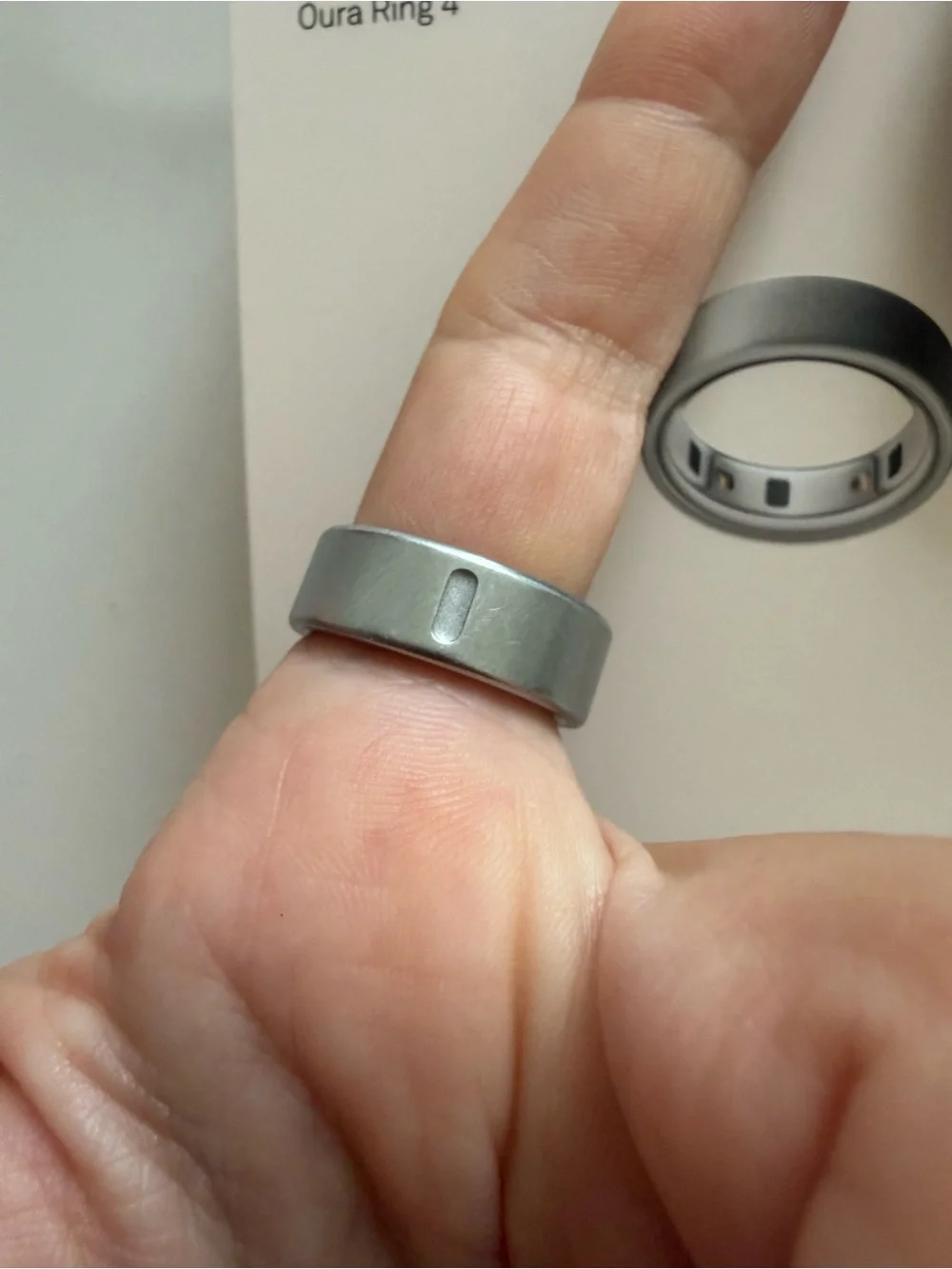 Oura Ring 4 Brushed Silver Size 8